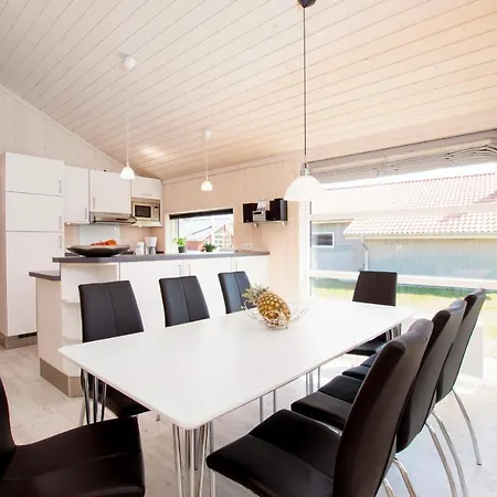 בית נופש 1 House B 146 *